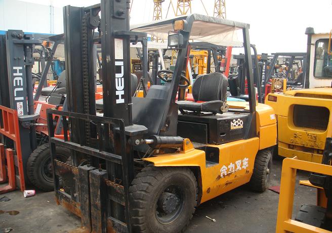 转让合力3吨柴油前移式二手叉车 CPCD30