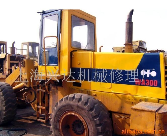 上海准然商贸有限公司 川崎小松装载机 WA300_中国叉车网(www.chinaforklift.com)