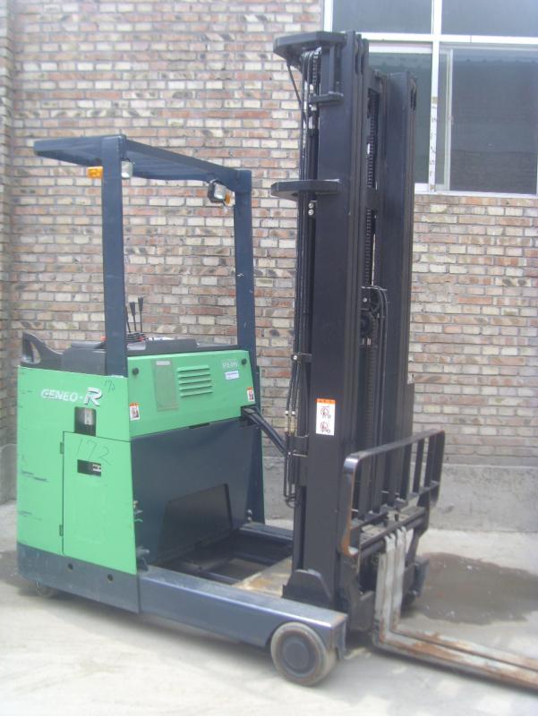 丰田电动前移式叉车（172#） 7FBRS15自由柱