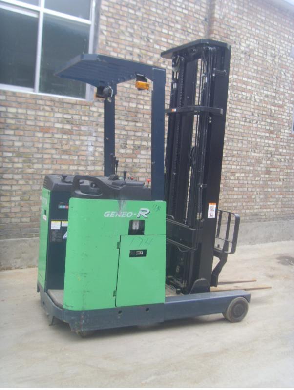 丰田站驾前移式叉车（174#） 7FBRS15自由柱