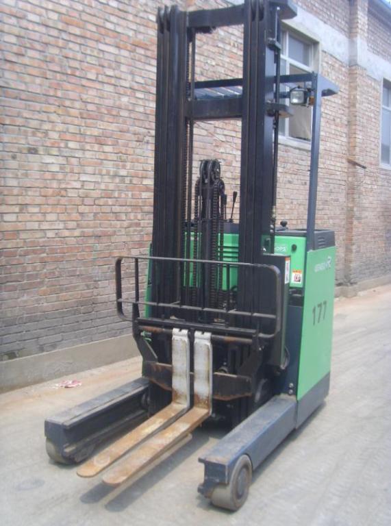 丰田电动站驾前移式叉车（177#） 7FBRS15自由柱