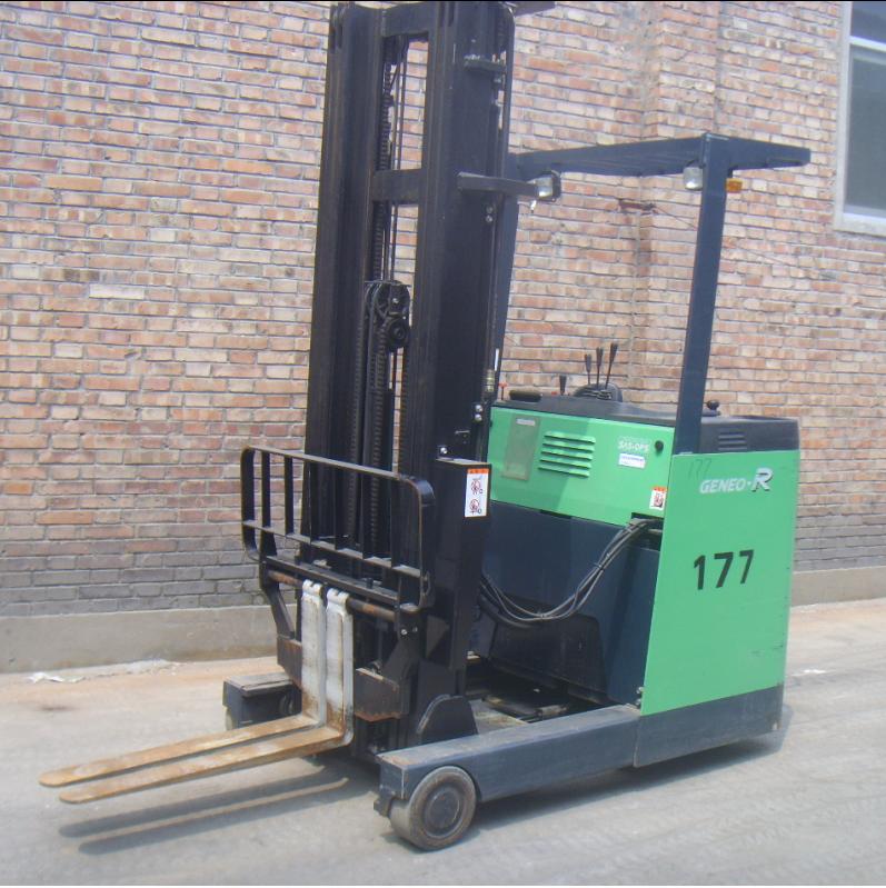 丰田电动站驾前移式叉车（177#） 7FBRS15自由柱