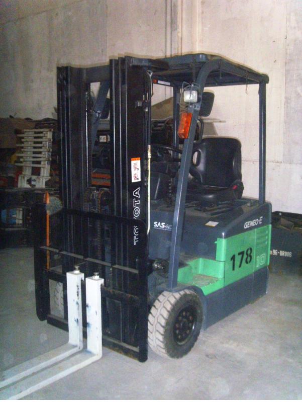 丰田三支点电动叉车（178#） 7FBE10自由柱