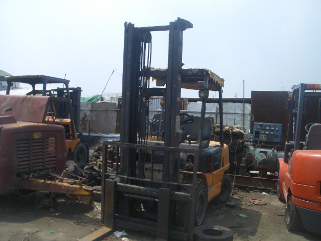 供应杭州4米门架叉车 30HB