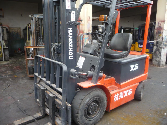 二手叉车遍地有，质量服务我最优 进口国产多型号