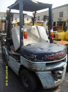 二手小松3吨前移式叉车 小松3吨