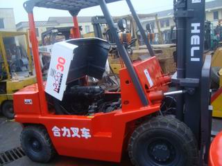 二手TCM3吨堆高叉车 TCM3吨