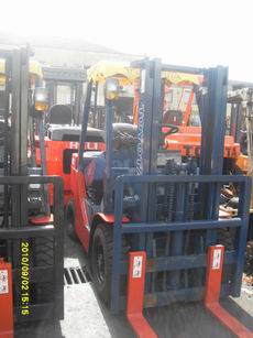 山东二手丰田柴油机叉车 丰田