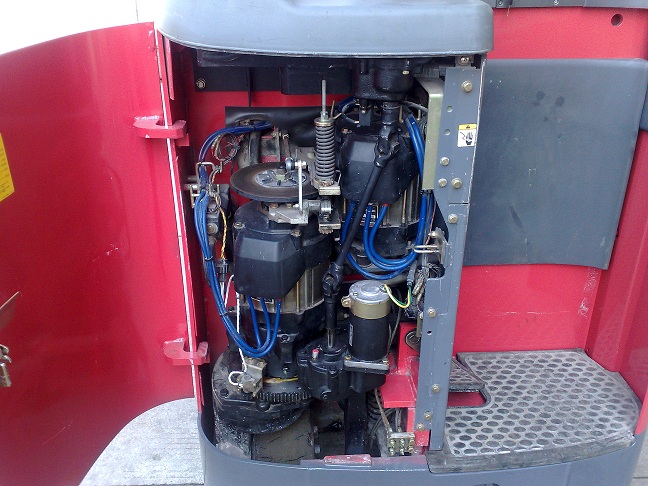 NICHIYU FBR前移式电瓶叉车 力至优FBR18-70-630