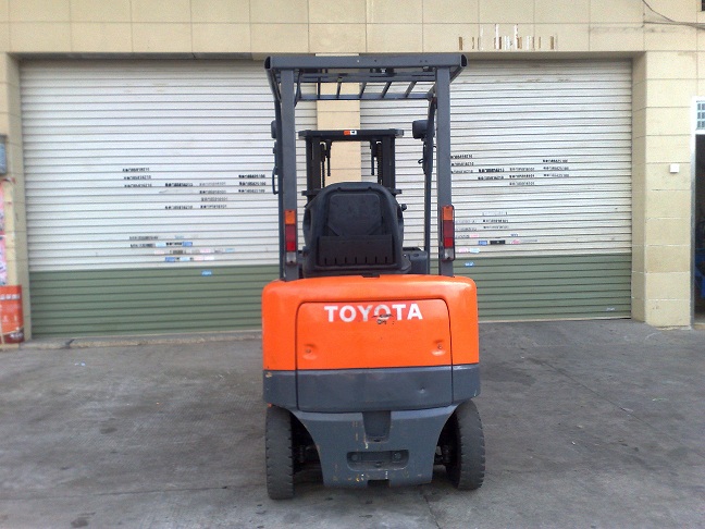 电动叉车租赁 丰田6FB15