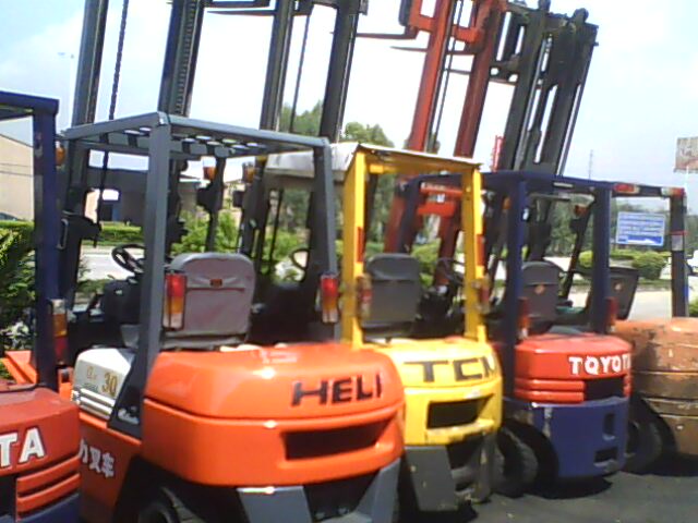 合力H2000型3吨帯侧移二手叉车 H2000型FD30