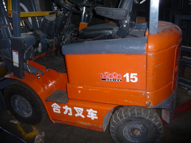 威海二手电动叉车、二手电瓶叉车，二手物流设备 胶州市二手电动叉车、二手电瓶叉车，二手物流设备 1-15吨多型号