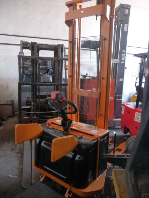 日照市二手电动叉车二手电瓶叉车二手电动堆高车二手物流设备 莱芜市二手电动叉车二手电瓶叉车二手电动堆高车二手物流设备 1-15吨多型号