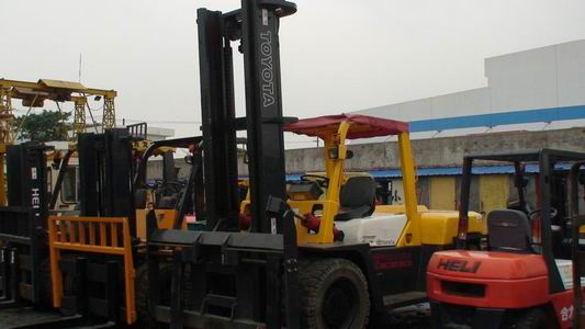 机械：叉车网 1-10吨