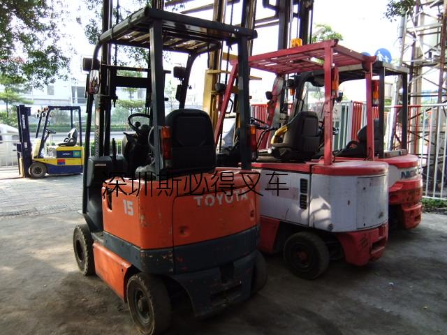 维修保养力至优电瓶叉车 FB18