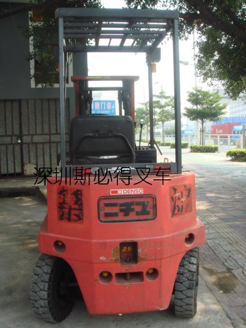 力至优2.5吨电动叉车 进口GS48V电池持久耐用 FBR25