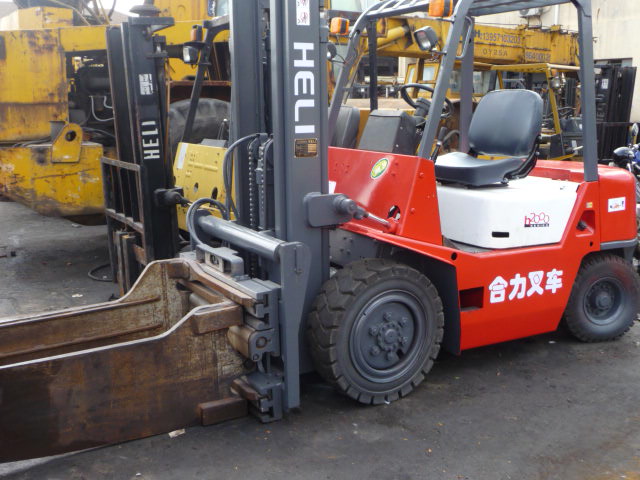 供应二手叉车、二手电动叉车、二手抱夹叉车 1-5吨多型号