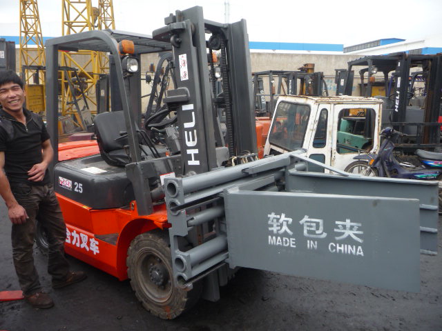 二手夹抱叉车2-3吨二手抱夹叉车，纸卷平圆夹报叉车 1-5吨多型号