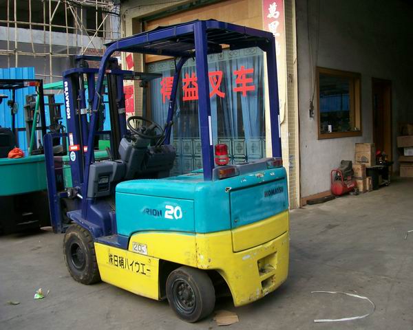 供应二手小松FB20EX电动叉车 供应二手小松FB20EX电动叉车