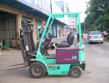 供应二手三菱FB14电动叉车 供应二手三菱FB14电动叉车