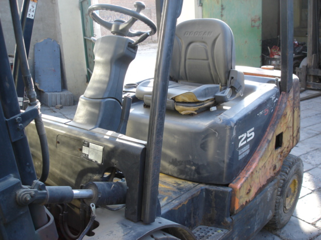 二手进口大宇叉车 G25E