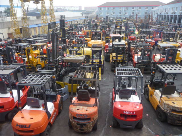 上海松江二手叉车基地-上海最大的二手叉车销售公司 1-15吨多型号