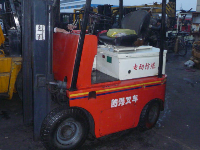 转让二手杭州电动防暴叉车 2吨