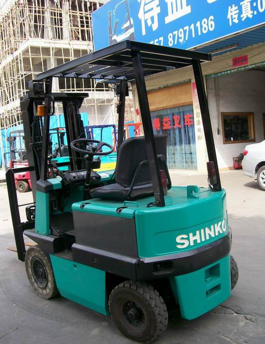 神钢5FB15电动叉车出租 神钢5FB15