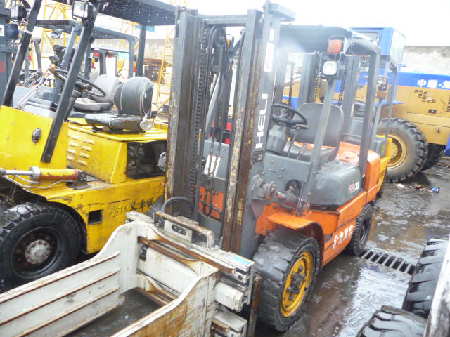 盐城二手废纸打包机|二手夹抱价格|二手软包夹价格 多型号