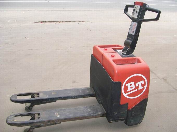 供应二手BT LWE130电动托盘车 BT MINIMOVER LWE130