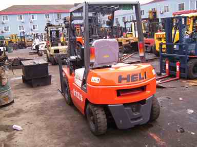 二手合力3吨集装箱叉车带侧移叉车 h2000