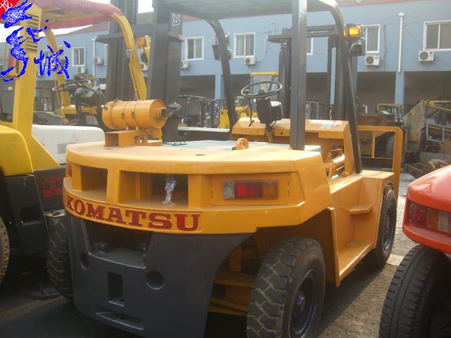 临沂丰田TOYOTA-昆山叉车13020281671 1-15吨