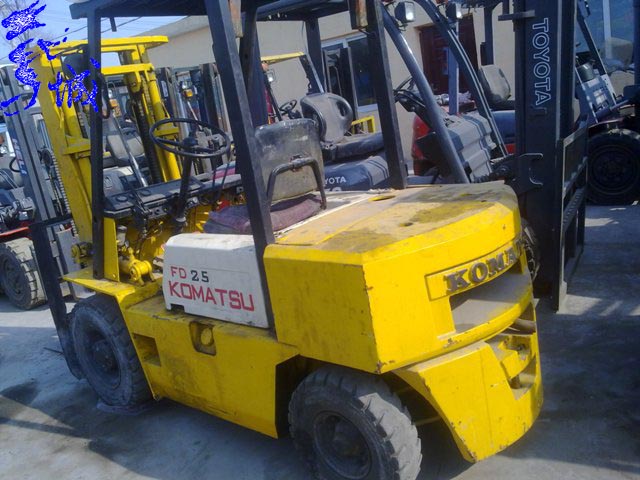 供应叉车物流台湾友佳叉车抱夹叉车枣庄站驾前移式叉车交易 1-15吨