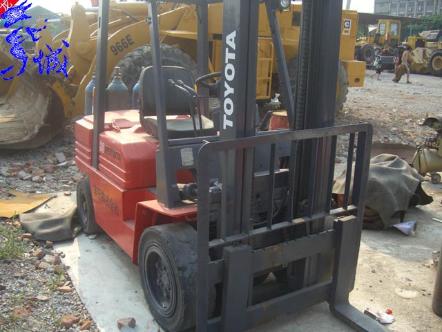 上海北京现代（HYUNDAI）叉车大优惠400多辆进口国产手动拖盘搬运车任你选 1-15吨