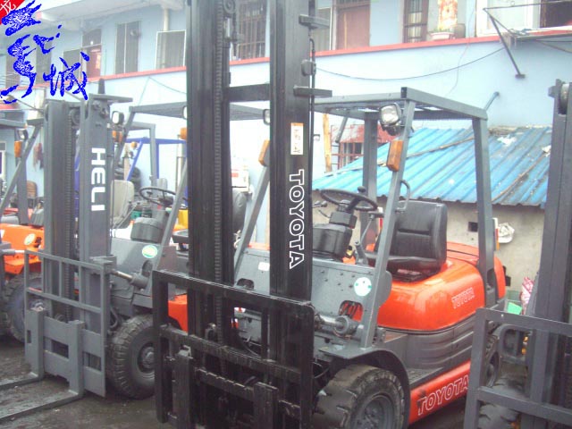 江苏二手物流设备-叉车转让 1-15吨