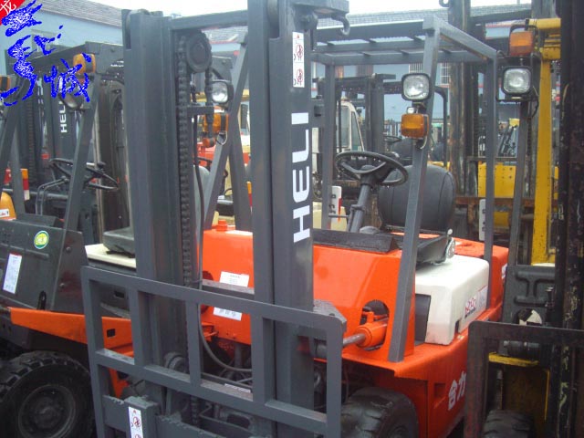 供应成都叉车/ 海安二手柴油叉车 二手电动叉车 二手堆高车 1-15吨