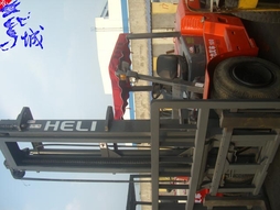供应10吨天津巴尔干叉车、合力新款叉车、叉车网 1-15吨