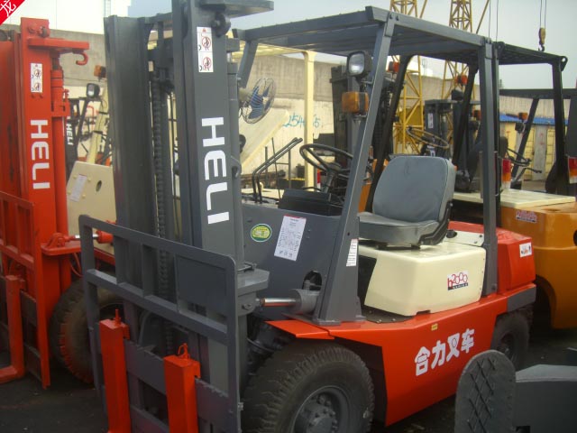 供应4.5吨使用2300小时原版漆三菱人下行高位三向堆垛叉车送货上门 4.5吨