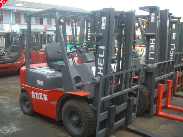 供应使用5400小时原装6吨永恒力坐驾式电动托盘叉车送货上门 6吨