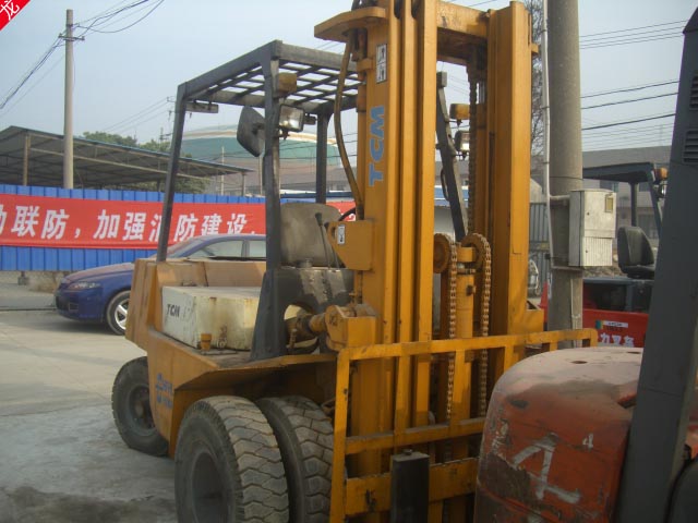 供应7成新1吨20010年沃尔沃高位拣选叉车保修180天 1吨