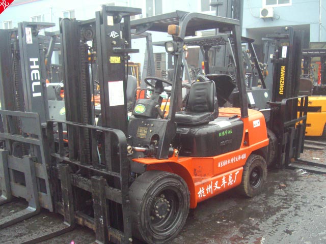 供应2吨使用4300小时7成新林德电动防爆叉车包运输 2吨