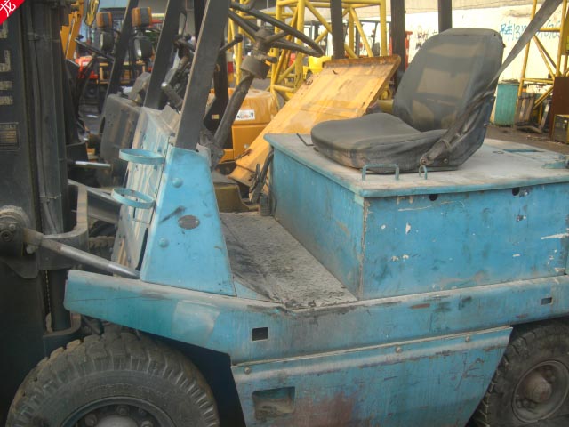 供应1.8吨原装使用5800小时丰田电动防暴叉车质保半年 1.8吨