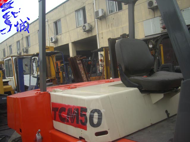 供应8成新4吨使用5500小时海斯特人下行高位三向堆垛叉车送货上门 4吨