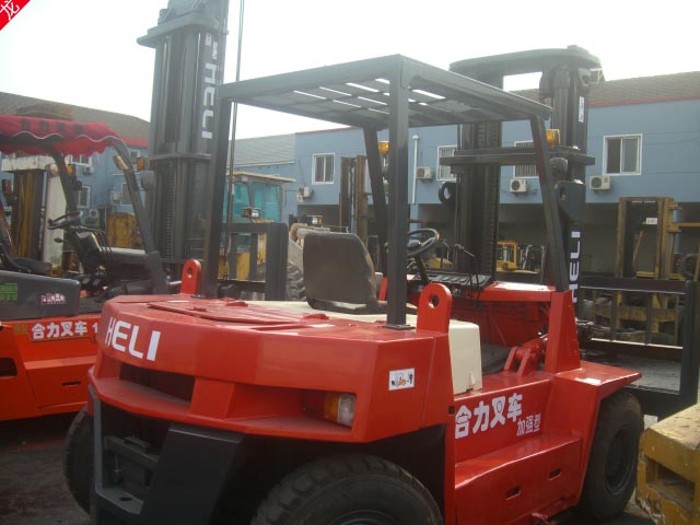 供应原装1吨2006年林德内燃防爆叉车包运输 1吨