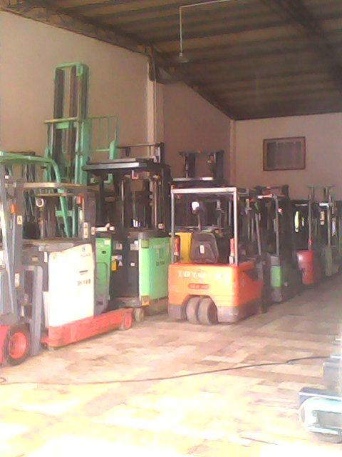 原装直接进口二手电动叉车 FB