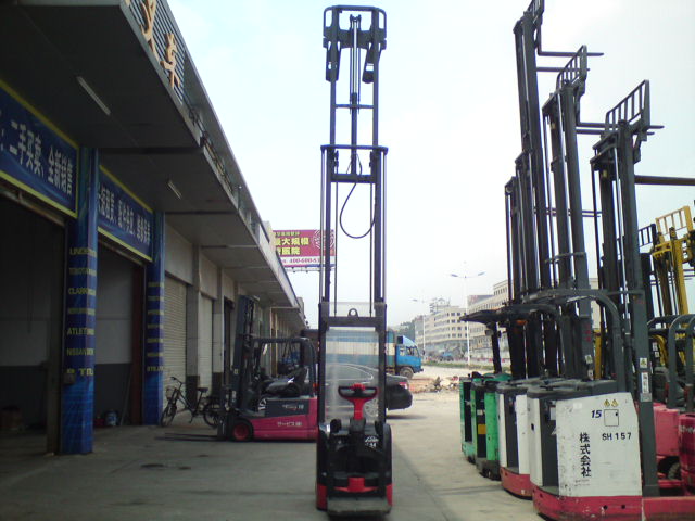 林德L14型1.4吨二手电动堆高 林德L14型