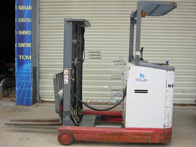 力至优 75系前移式电动叉车SH184 FBR15