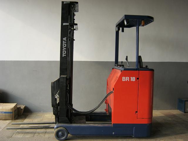 丰田5F前移式电瓶叉车 5FBR15