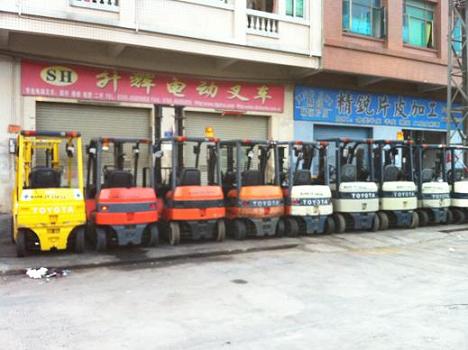 批量丰田7F电动叉车 7FB15