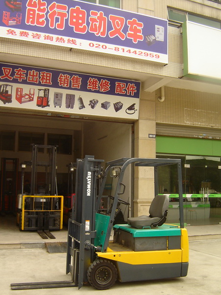 二手小松FB15M电动叉车销售 二手小松电动叉车出售 FB15M